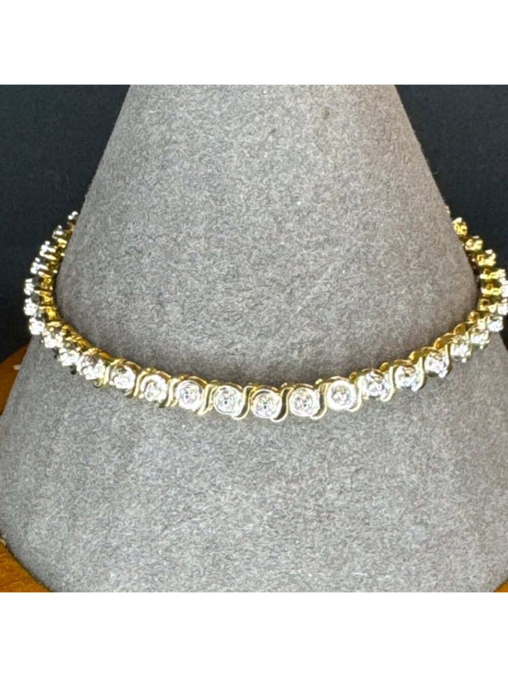 Gold Over Sterling Silver Diamond & Diamond Illusion Tennis Bracelet 7.25"